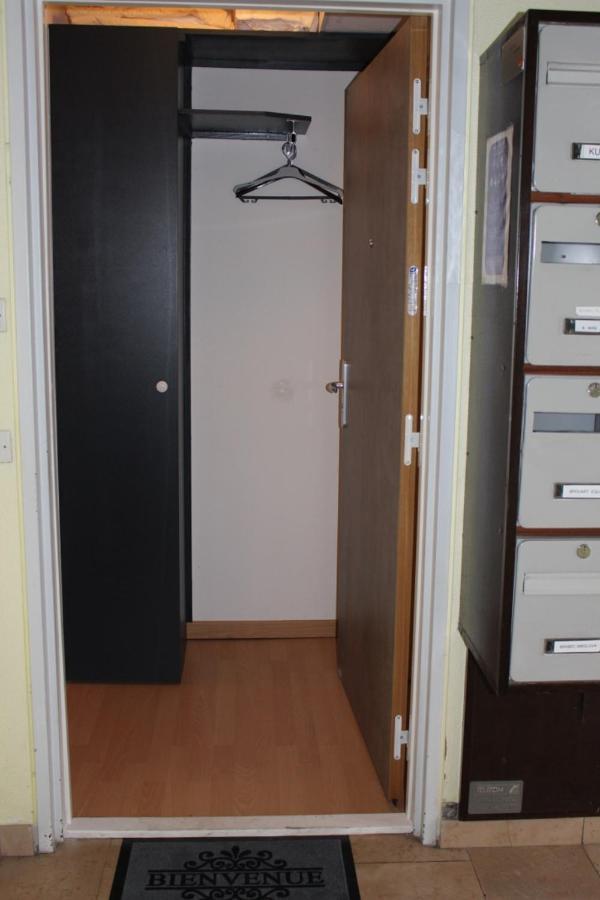 Apartment Lora Rm 860 *